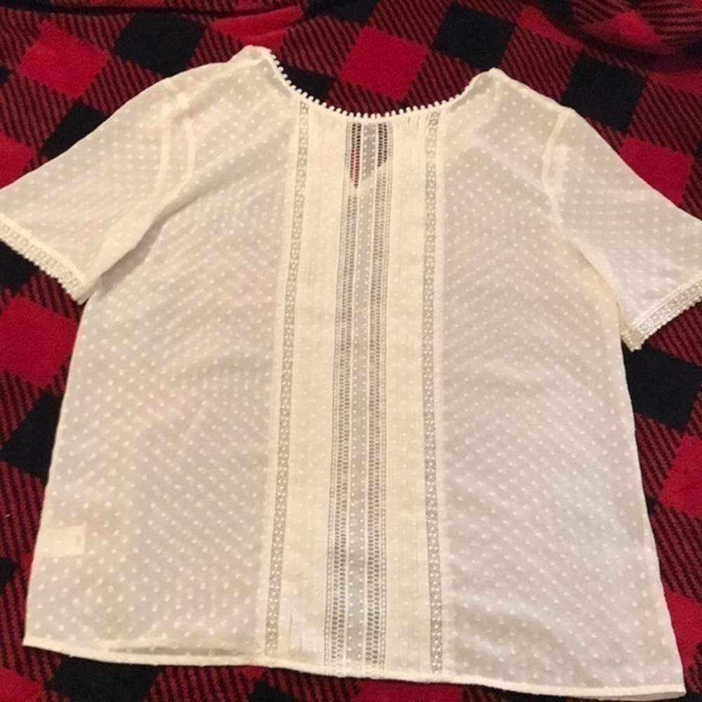 Ann Taylor‎ size medium lace blouse